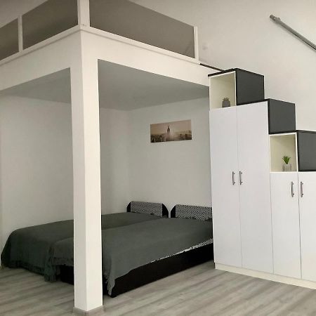 Апартаменты Belvarosi Apartman 1 Мишкольц Экстерьер фото