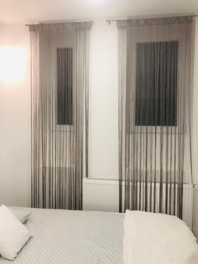 Апартаменты Belvarosi Apartman 1 Мишкольц Экстерьер фото